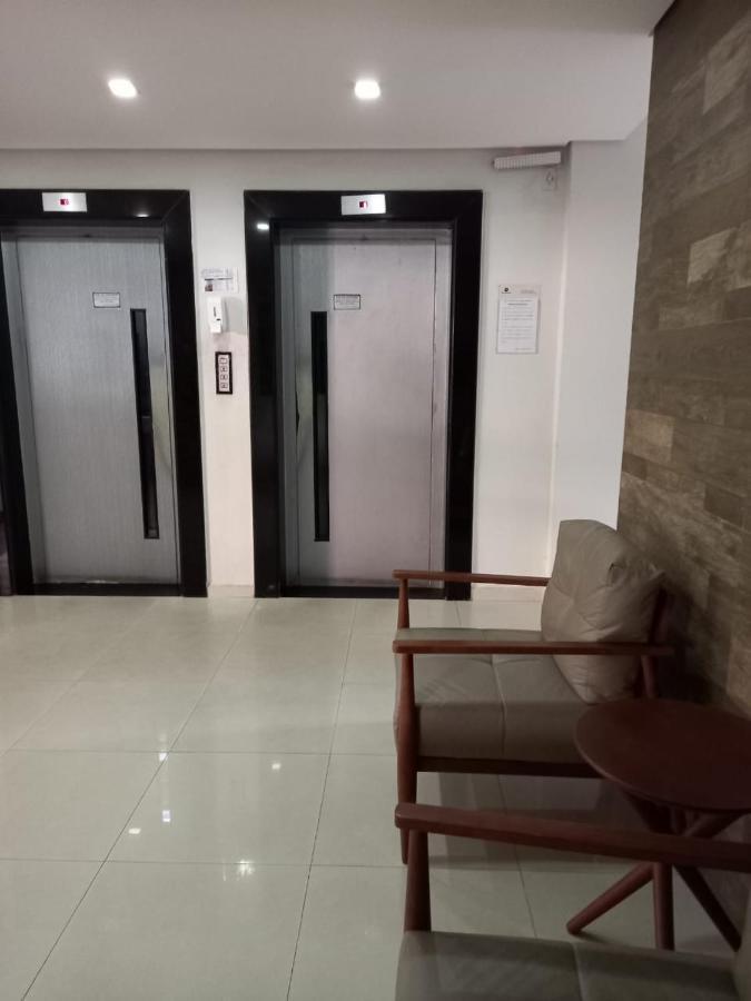 Sala Living 809 S Vicente Book Apartment เซาวีเซนจิ ภายนอก รูปภาพ